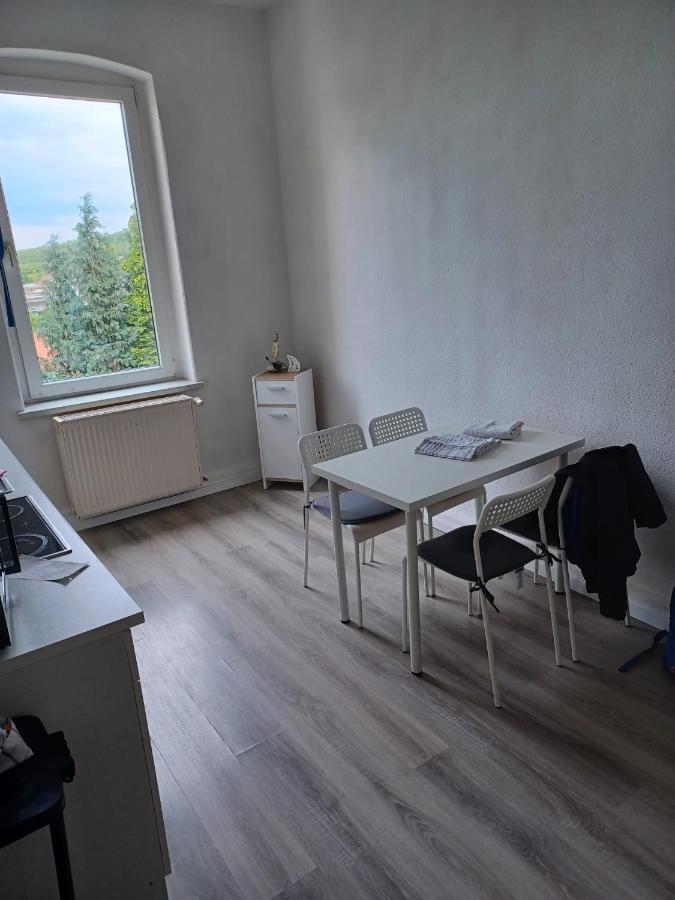Monteurwohnung Bei Nina Zeitz Εξωτερικό φωτογραφία